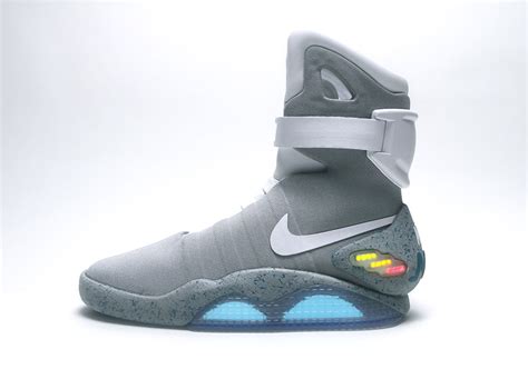 Nike Mag – Wikipedia.